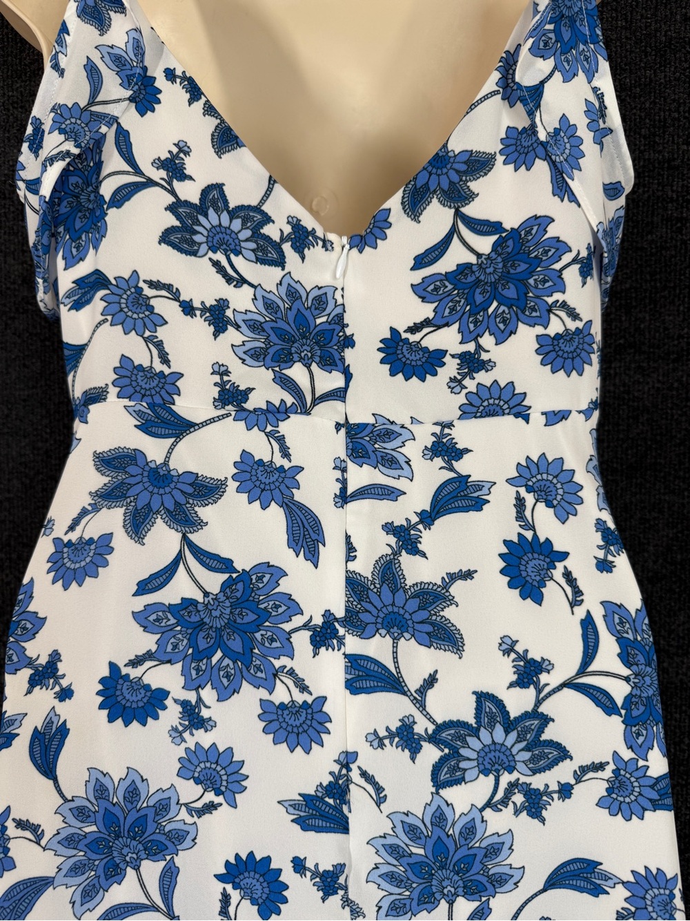 Lulus Arise Blue White Floral Cold Shoulder Midi Dress Wedding Guest M - Picture 10 of 17